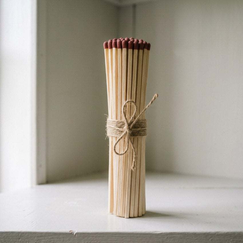 Bundle of 100 extra-long 17cm safety matches tied with twine